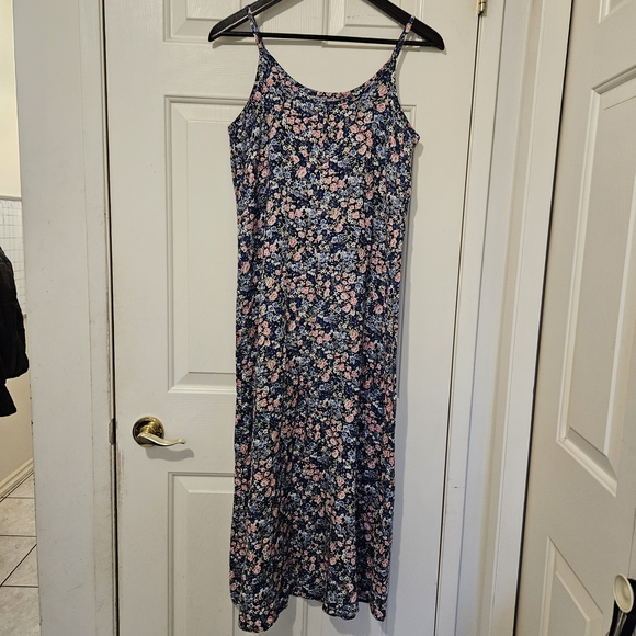 JM Collection Floral Patterned Dress - Picture 2 of 7
